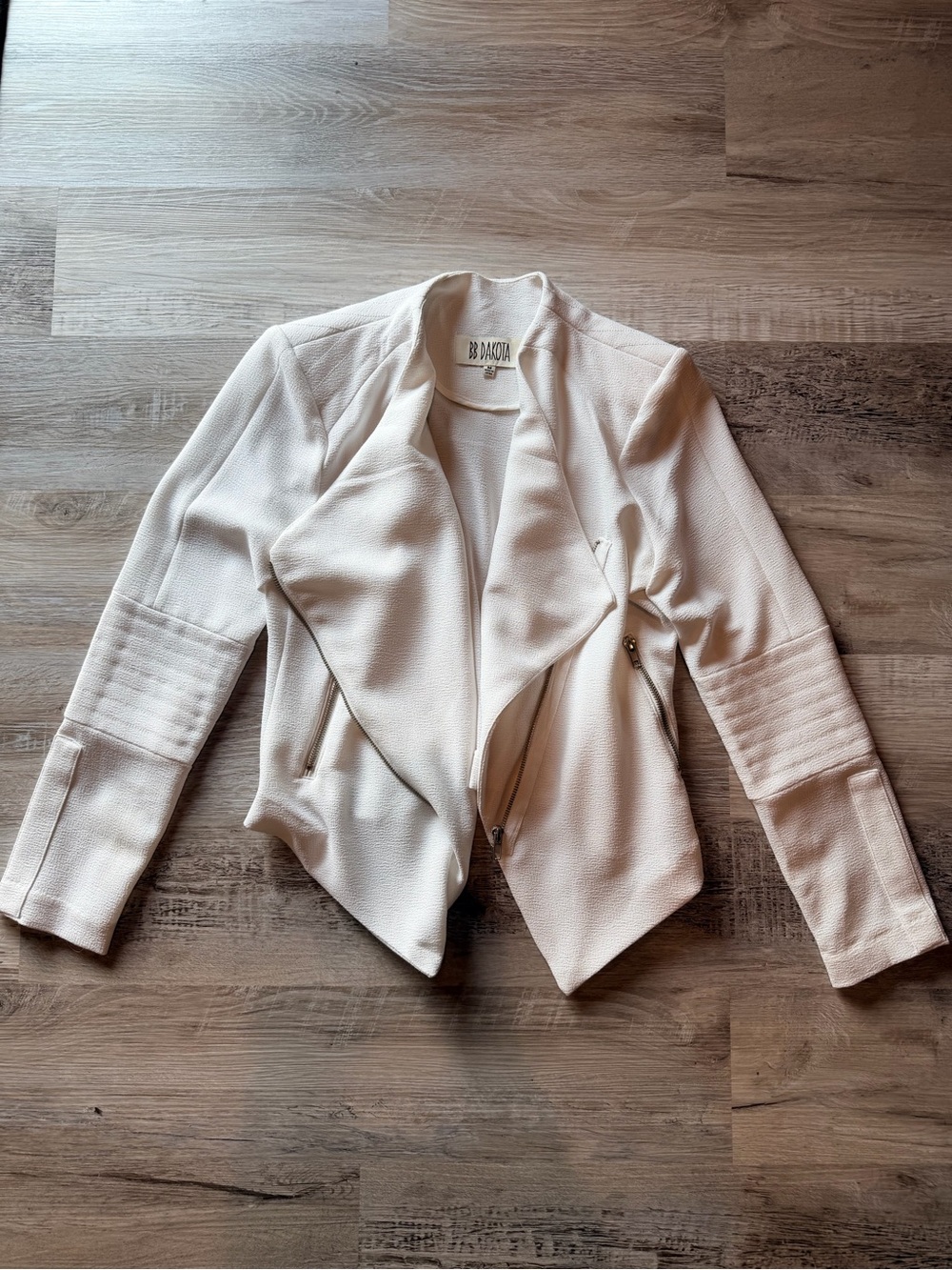 BB Dakota white Zip Jacket/Blazer